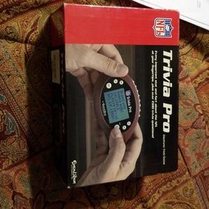 NFL Handheld Electronic Trivia Pro Game